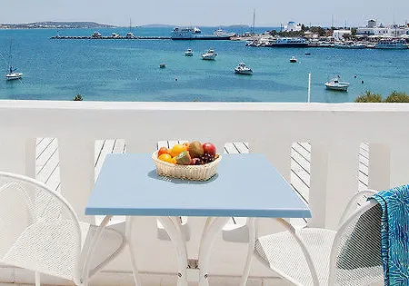 Sunday فندق Antiparos Town