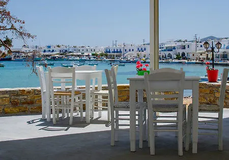 Sunday 3* Antiparos Town